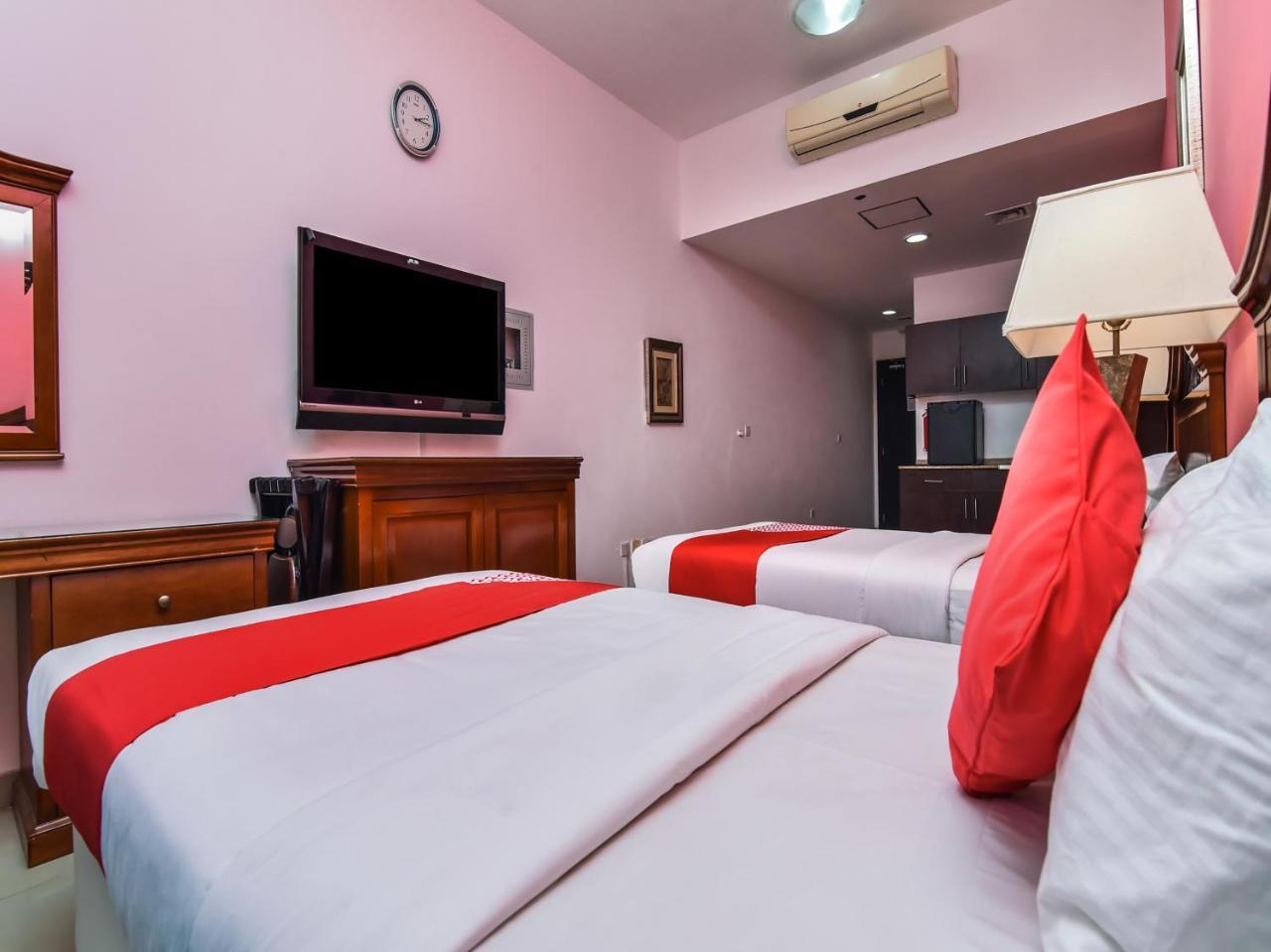 Oyo 138 Empire Hotel Apartments Dubai Esterno foto
